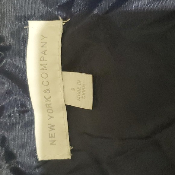 Snow Jacket - Picture 3 of 3